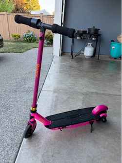 Razor scooter pink