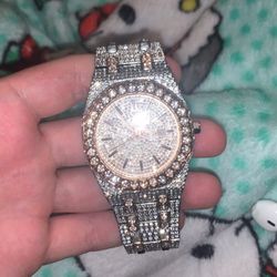 Ap Buzz Down Moissanite