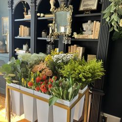 Flower Cart with 8 Buckets