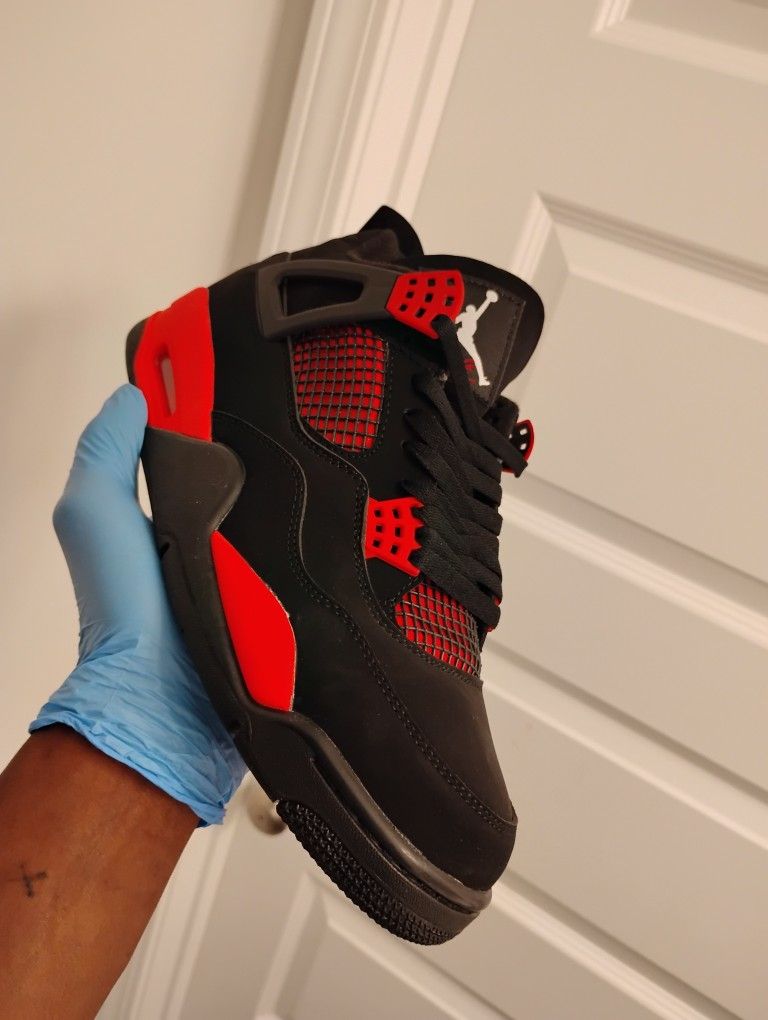 Jordan 4 Retro Red Thunder Size 10