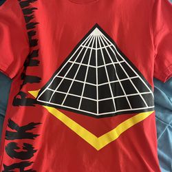 Black Pyramid Shirt Size L