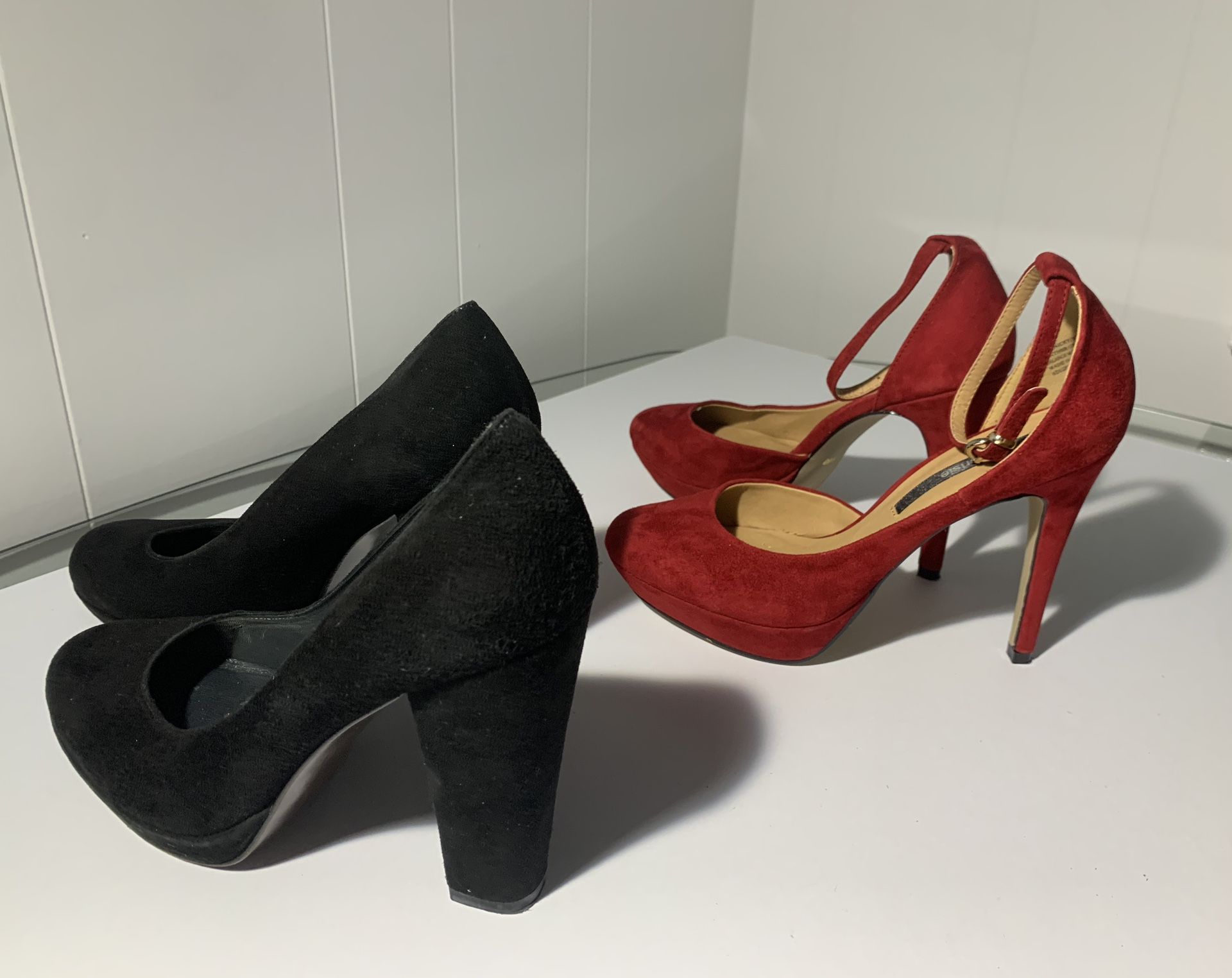 STUART WEITZMAN & KENSIE PUMPS 