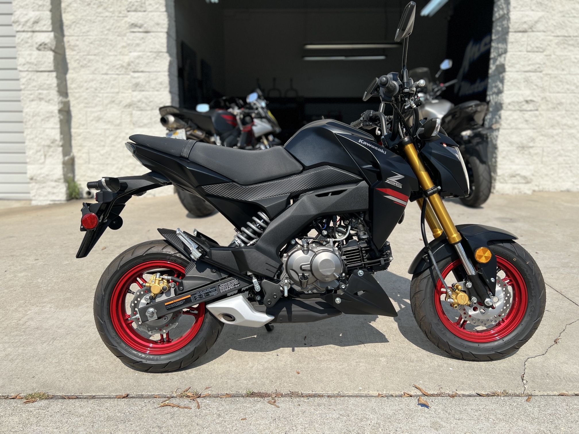 2021 Kawasaki Z125 Pro