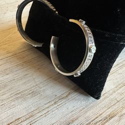 Ladies Earrings 