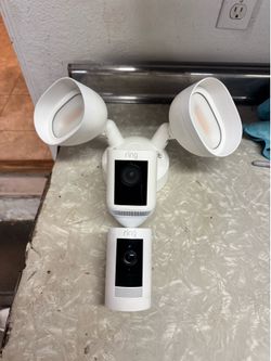 Ring Camera floodlight and Outdoor cam