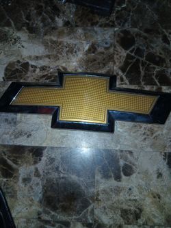 Chevy emblem