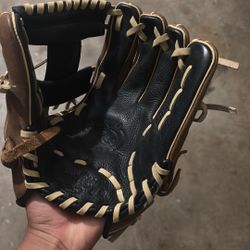 Baseball Glove 