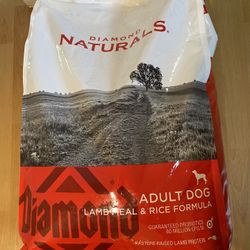 Brand new sealed and in date Diamond Naturals Dog Food