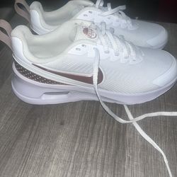 New pair of Nike air max