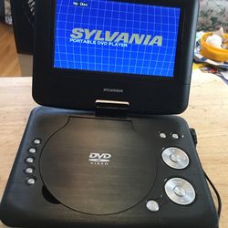 sylvania  portable dvd player