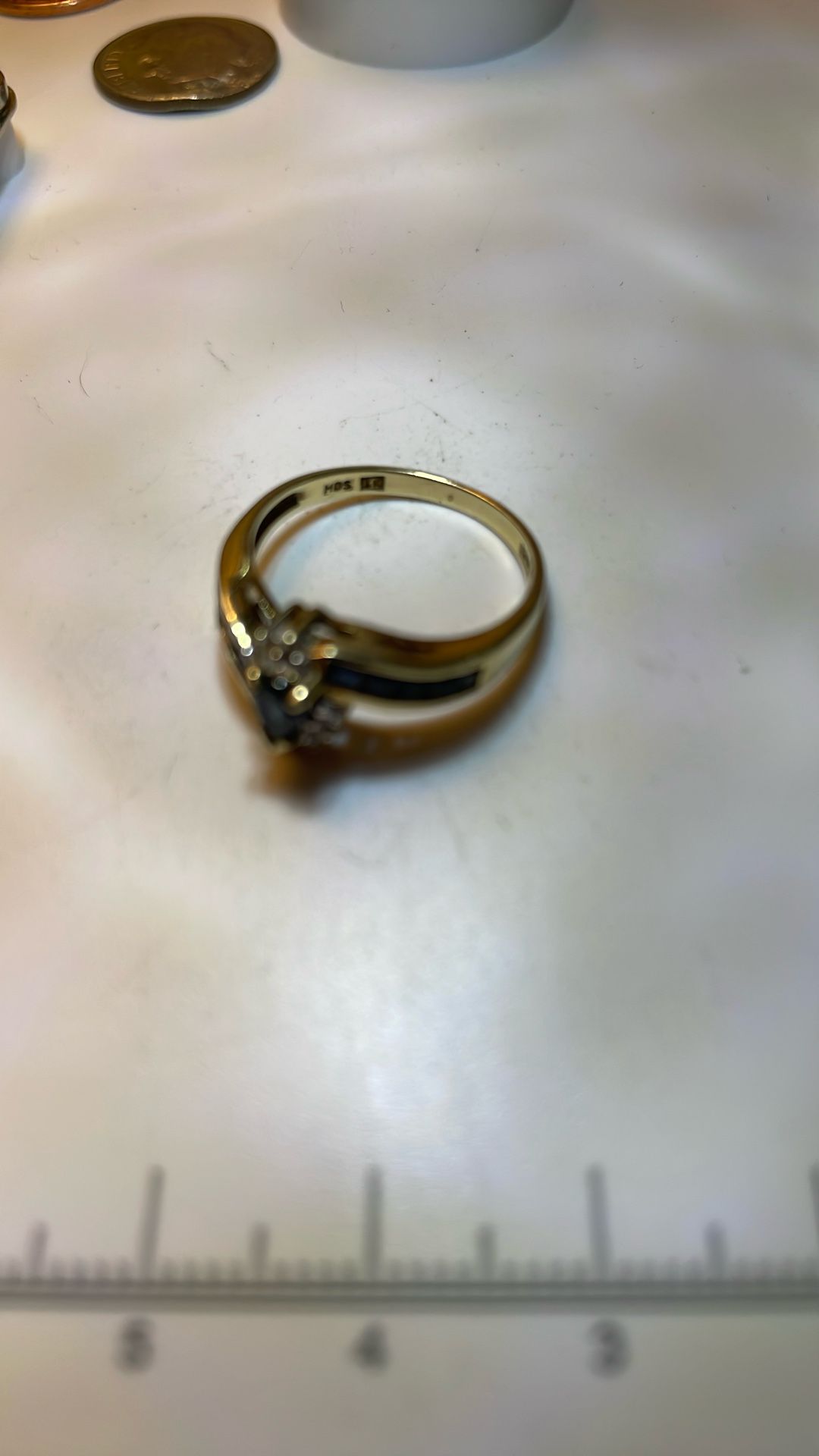 10 K Size 6 Black Onyx 6 Diamond Ring