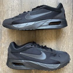 Nike Air Max Solo Triple Black Mens Size 11