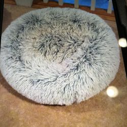 Medium  Fluffy Pet Bed