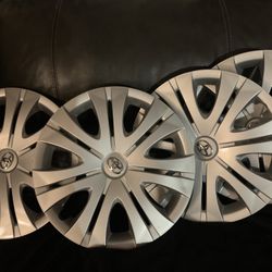 Toyota Hubcaps 16”