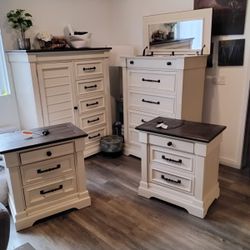 4 Piece Bedroom Set