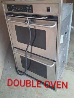 (In Oakcliff)stainless steel double wall oven