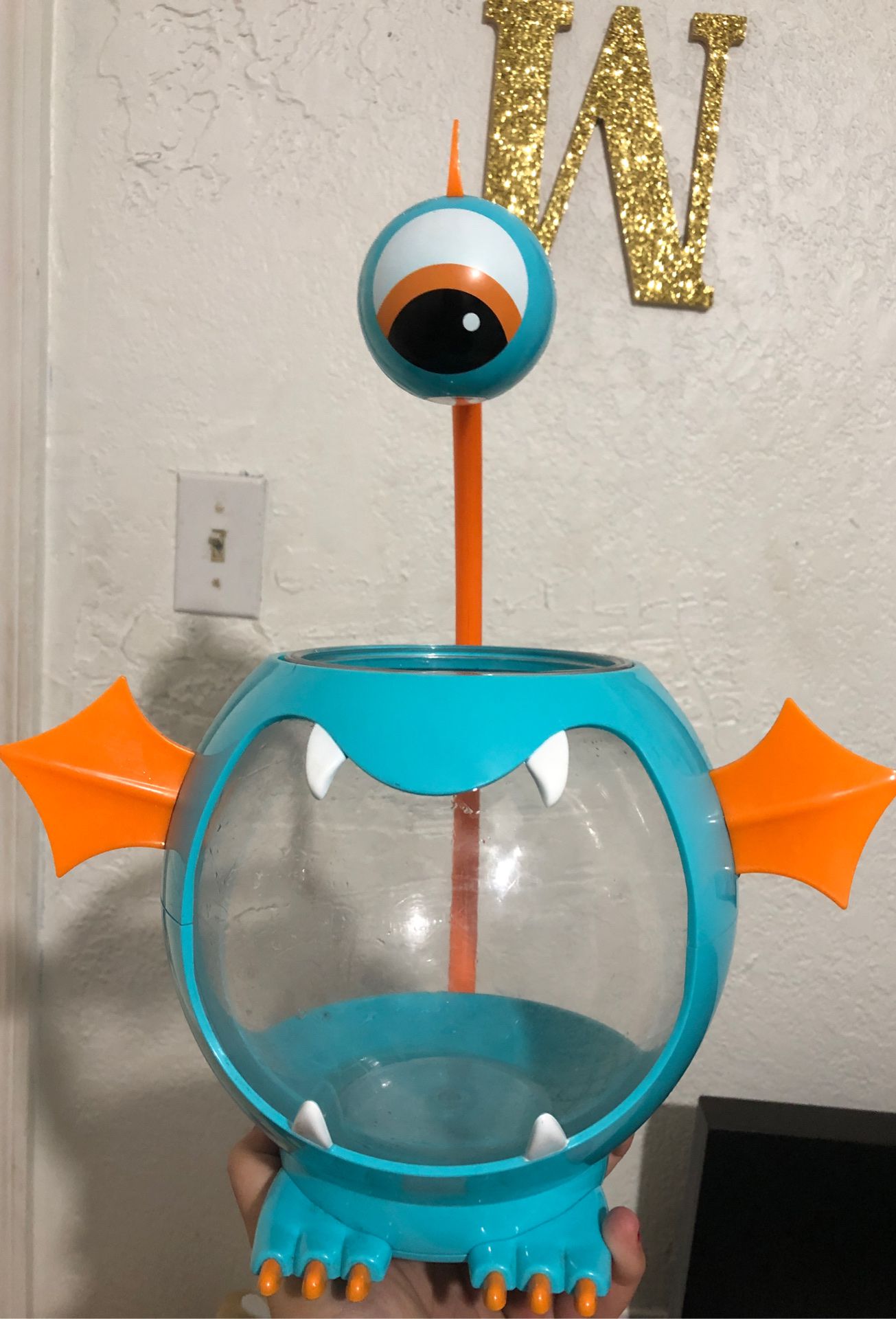 Fish tank / lamp