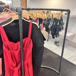 Half Moon Metal Rack Display