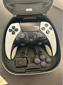 PS5 PRO CONTROLLER W/ CASE