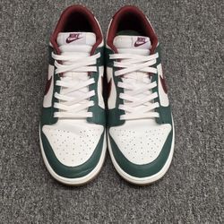 Nike Dunk Low Gorge Green Team Red Men’s Shoe Size 12 FB7160-161