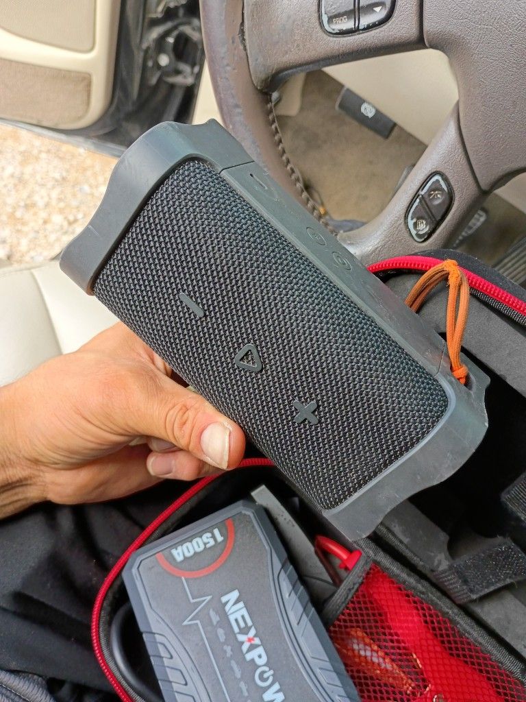 Skullcandy Terrain Bluetooth Speaker