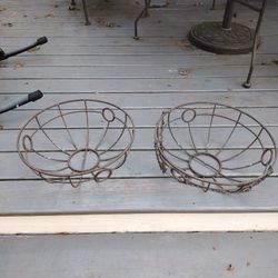 Metal Hanging Baskets 
