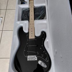 Strat Style Electric Guitar