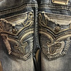 Rock Revival Size 32/32 