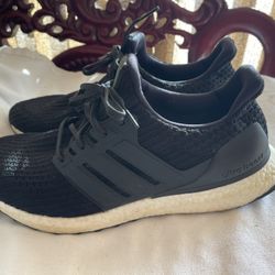 PreOwned Adidas UltraBoost 4.0 Core Black 