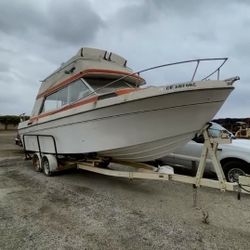 Bayliner 1977