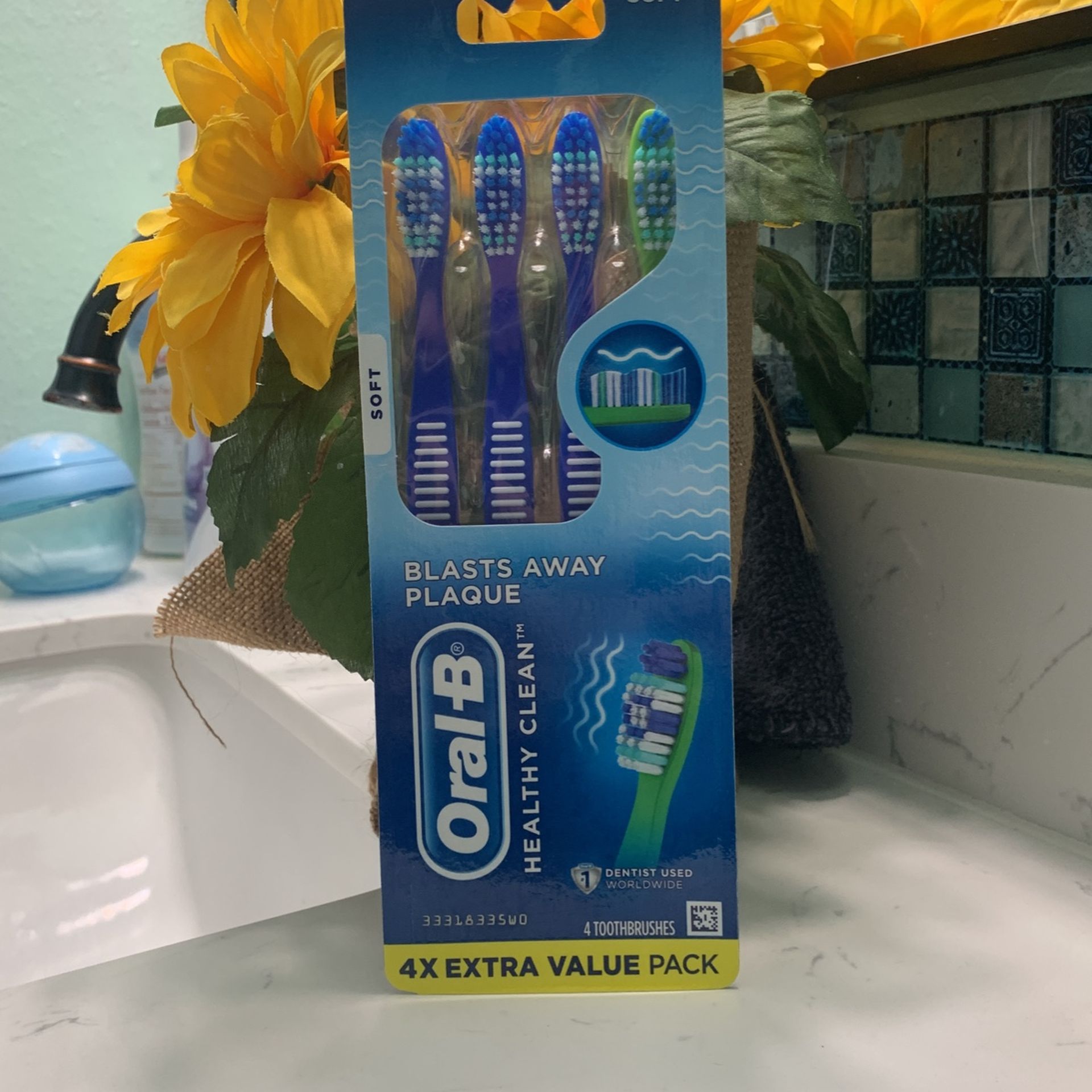 ORAL B TOOTHBRUSHES