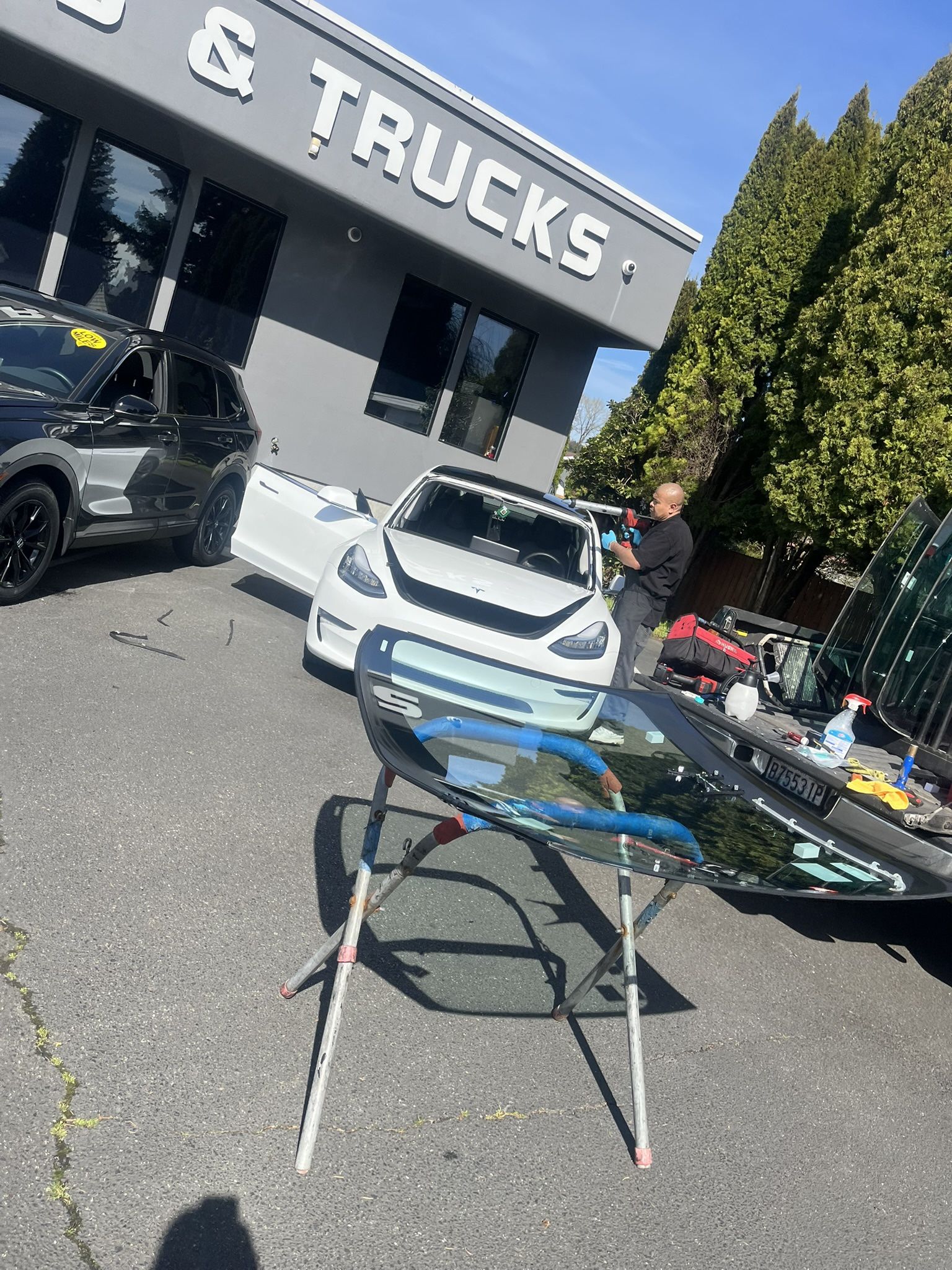 Tesla Windshield 2017-2021 Model 3