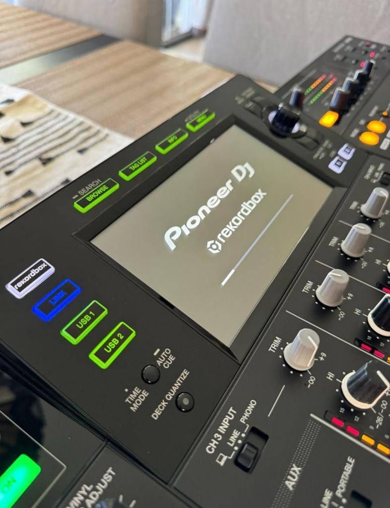 Pioneer Djs