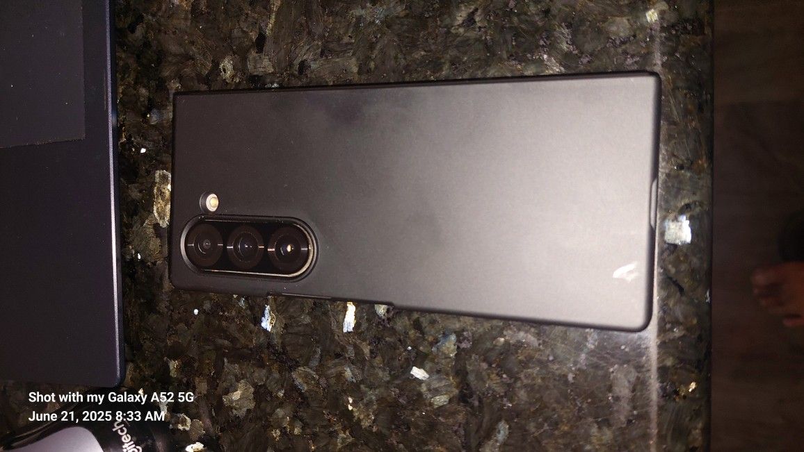 SAMSUNG Z FOLD 6 WITH 1 TB STORAGE