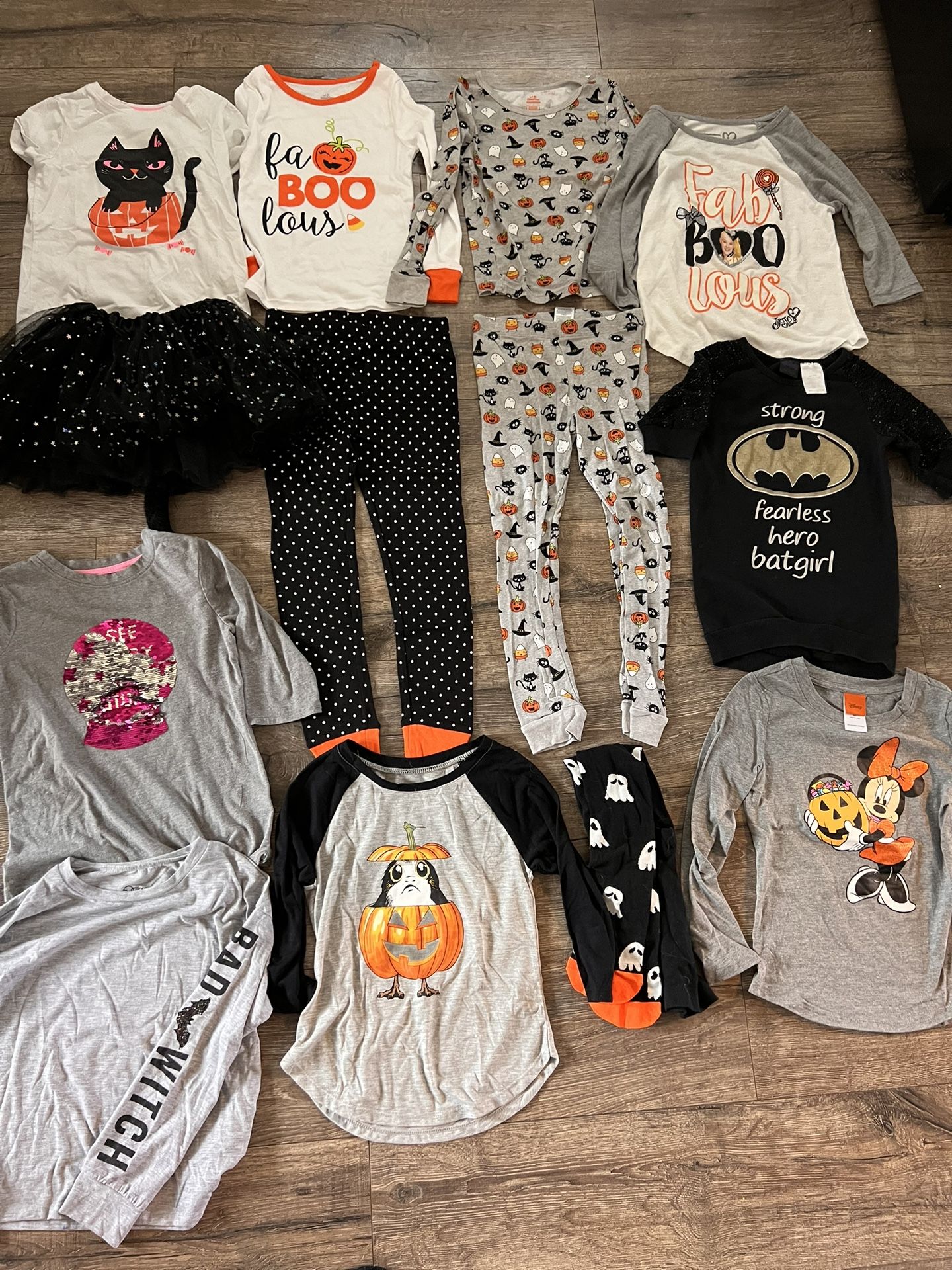 Girls size 6 Halloween clothes
