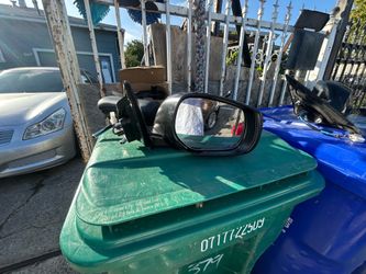 Q50 DRIVER MIRROR