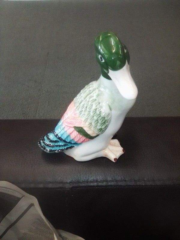 VINTAGE PORZELLI DUCK FIGURE