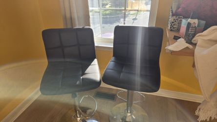 Brown bar stools