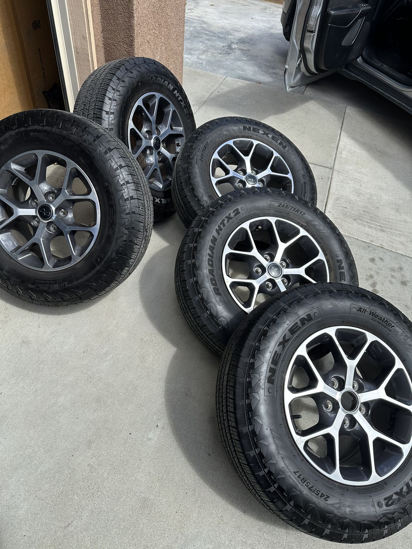 Jeep Rims And Tires for Sale in Chula Vista, CA OfferUp