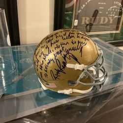 rudy ruettiger signed mini helmet  w quote rudy hologram and photo