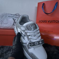 LV shoes 