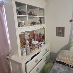 Dresser With Cabnit And Dresserwith Mirror 