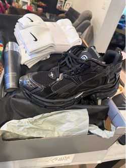 Balenciagas SIZE 45
