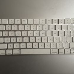 Apple Magic Keyboard 