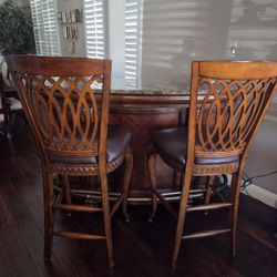 Pulaski Bar And 2 Stools