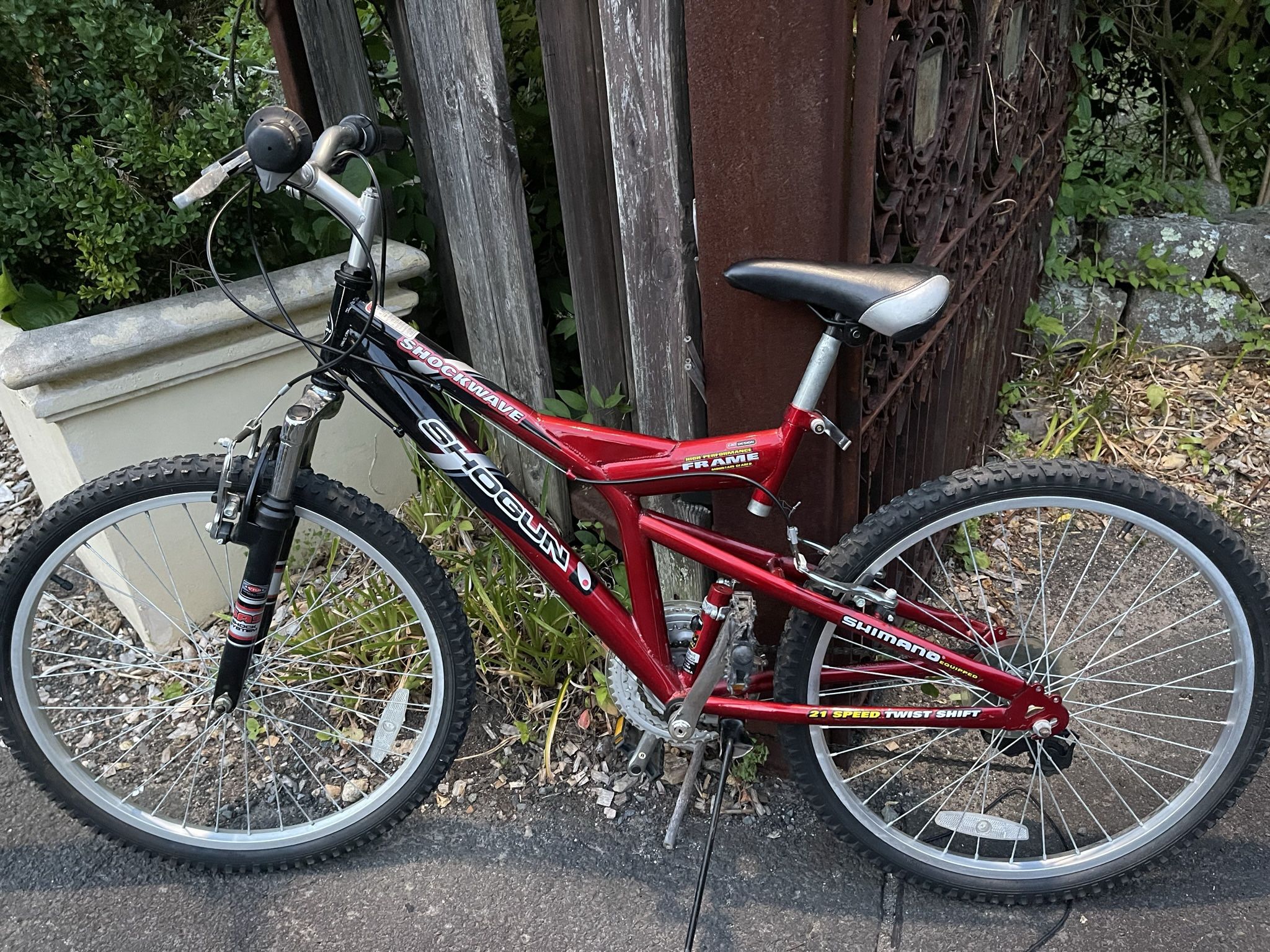 Shogun full suspension 24” kids Teen Bike 21 speed mountain bike