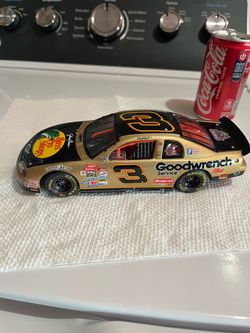 Dale Earnhardt #3 Goodwrench NASCAR Die-Cast Car