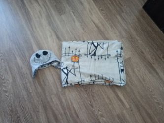 Large Jack Skellington Throw Blanket And Reversible Beanie
