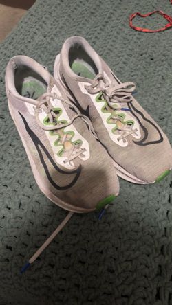 Nike Zoom fly 5, White Green and Blue. Size 12