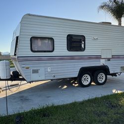 1993 terry by Fleetwood 